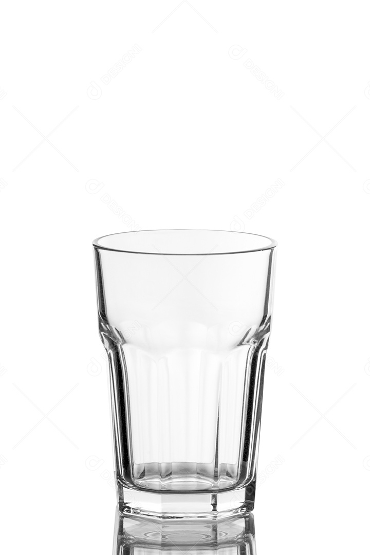 Copo de vidro detalhado