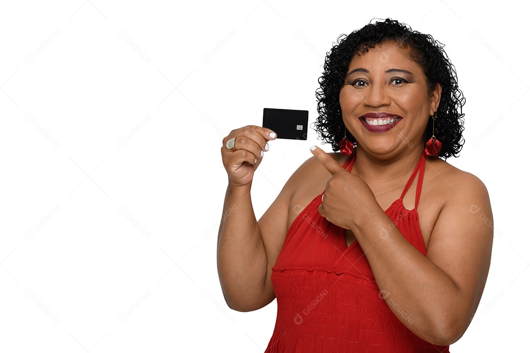 Linda mulher com cartão na mão feliz