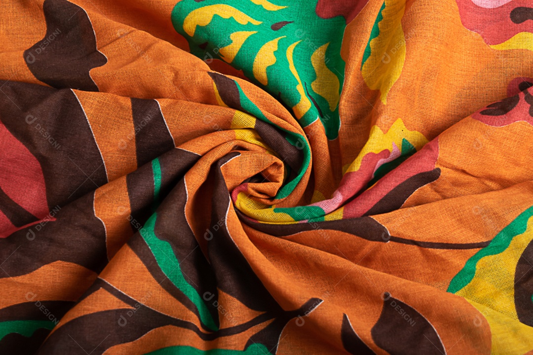 Tecido colorido dobrado
