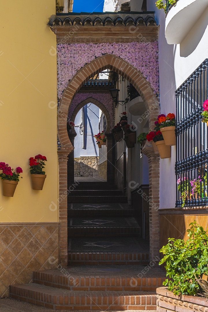 Bela vista de uma aldeia espanhola no interior da andaluzia