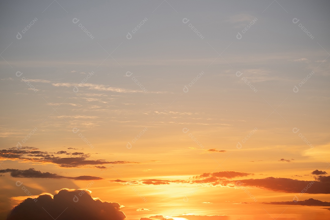 Céu nuvem bonito entardecer pôr do sol