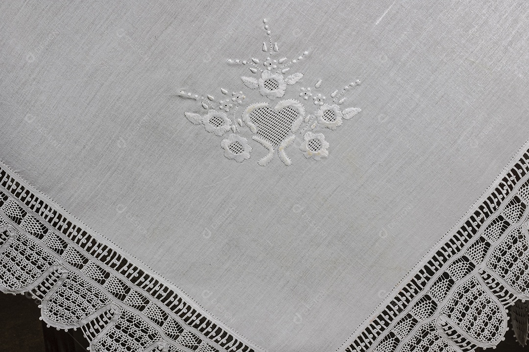 Detalhes de um forro de mesa