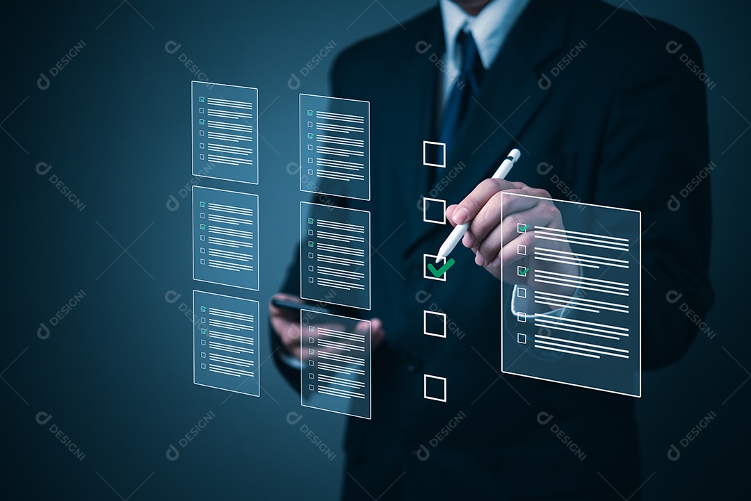 Empresário sobre um escritório