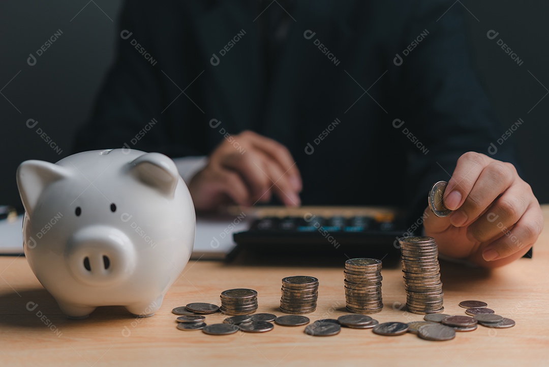 Empresário sobre um escritório