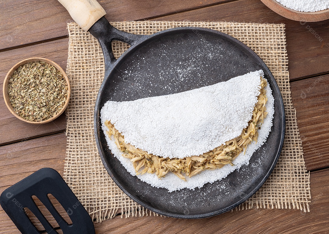 Beiju com frango e queijo delicioso