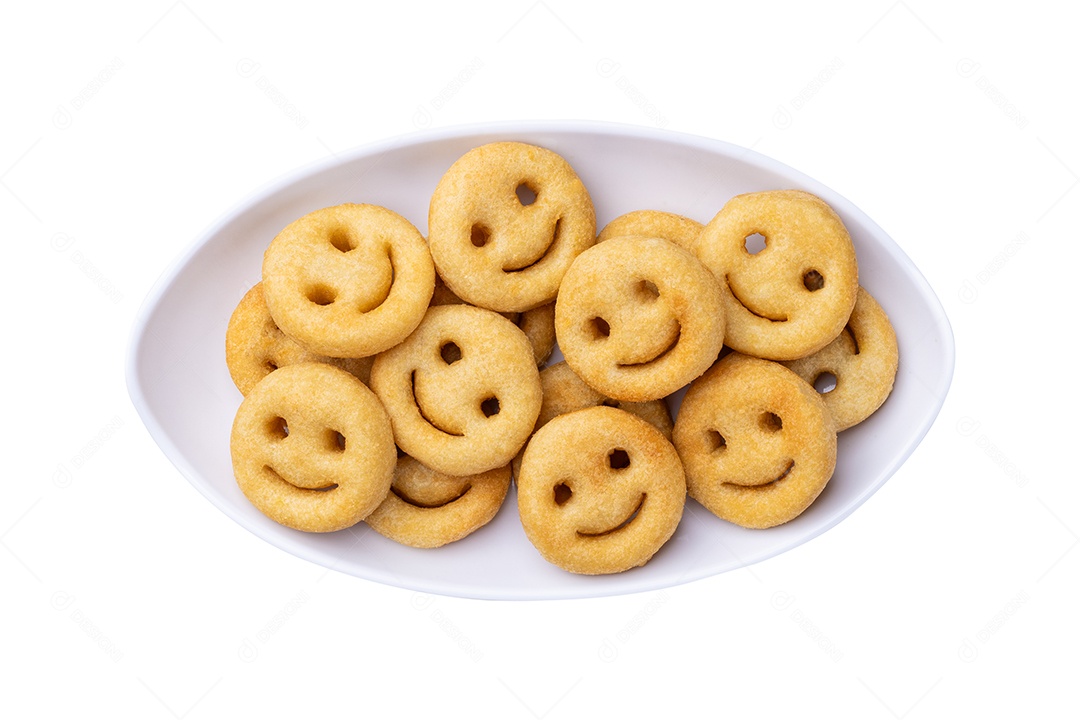 Batatas sorridente em uma travessa branca