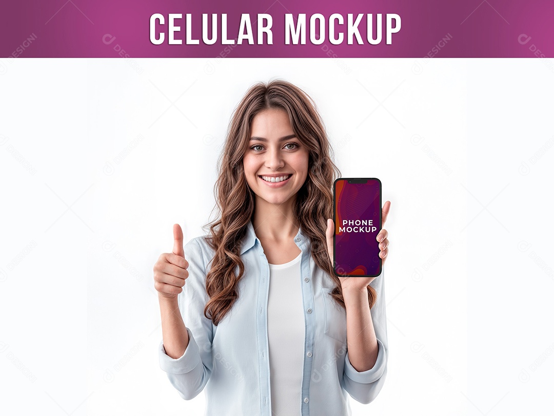 Mulher Segurando o Celular na Mão Mockup PSD Editável
