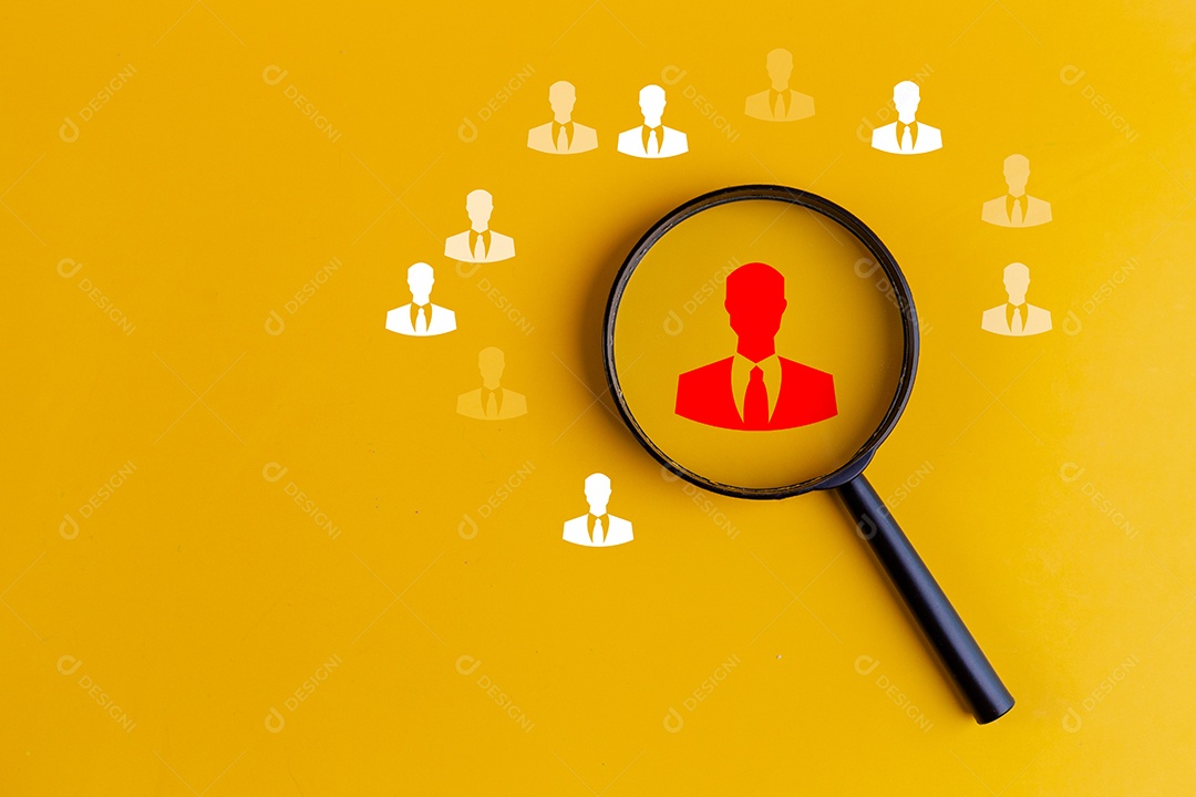 Gestão de recursos humanos foco de vidro da lupa