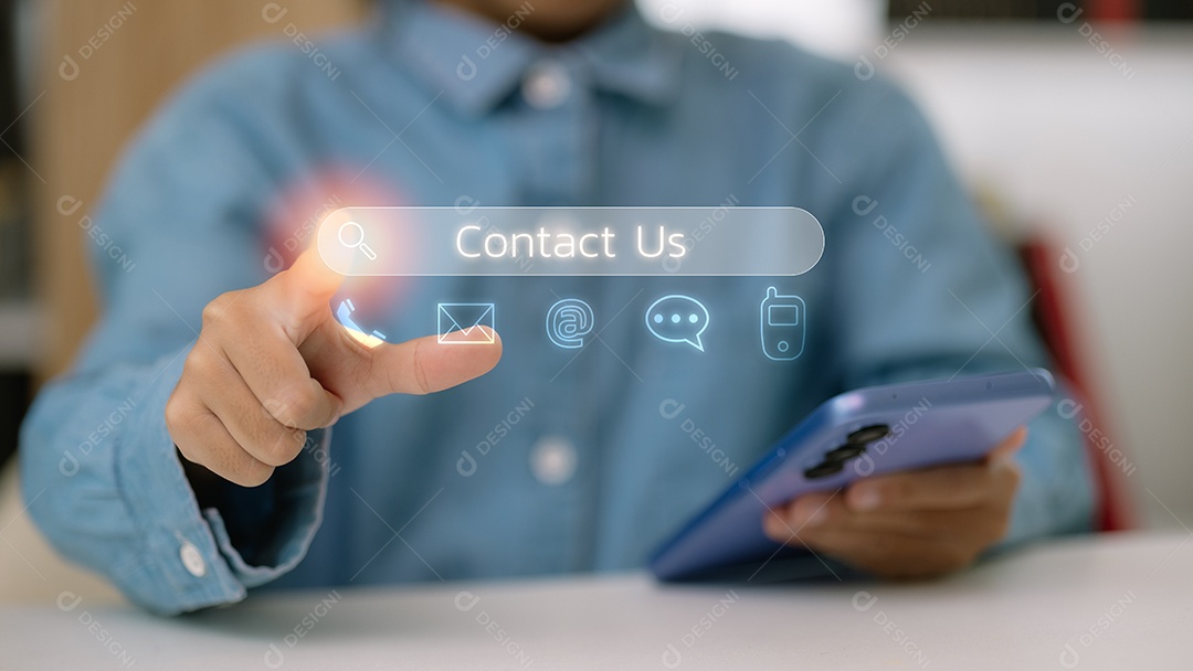 Contate nos ou conecte se ao pessoal da linha direta de suporte ao cliente