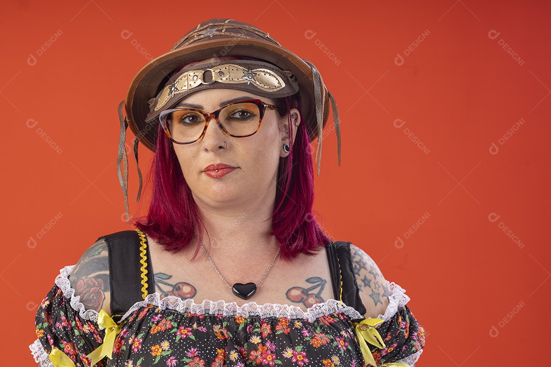 Chapéu de couro com trajes juninos