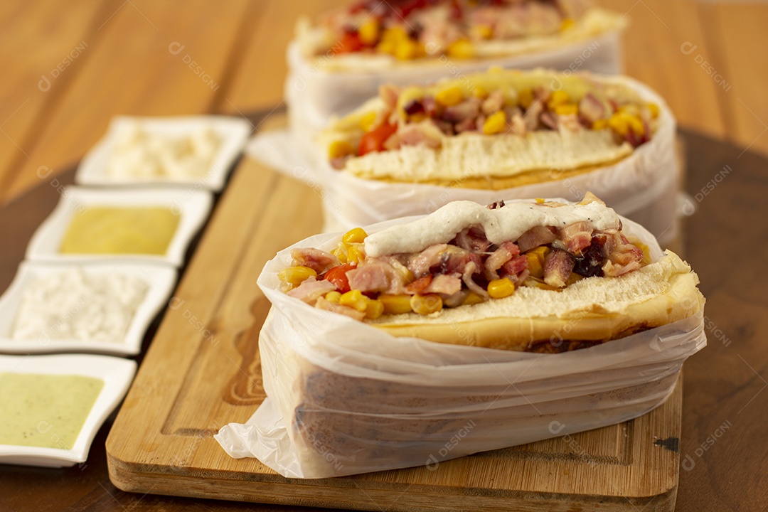 Recheio delicioso cachorro quente tradicional