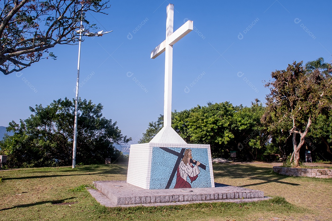 Cruz na Ponta do Sambaqui Floripa Brasil