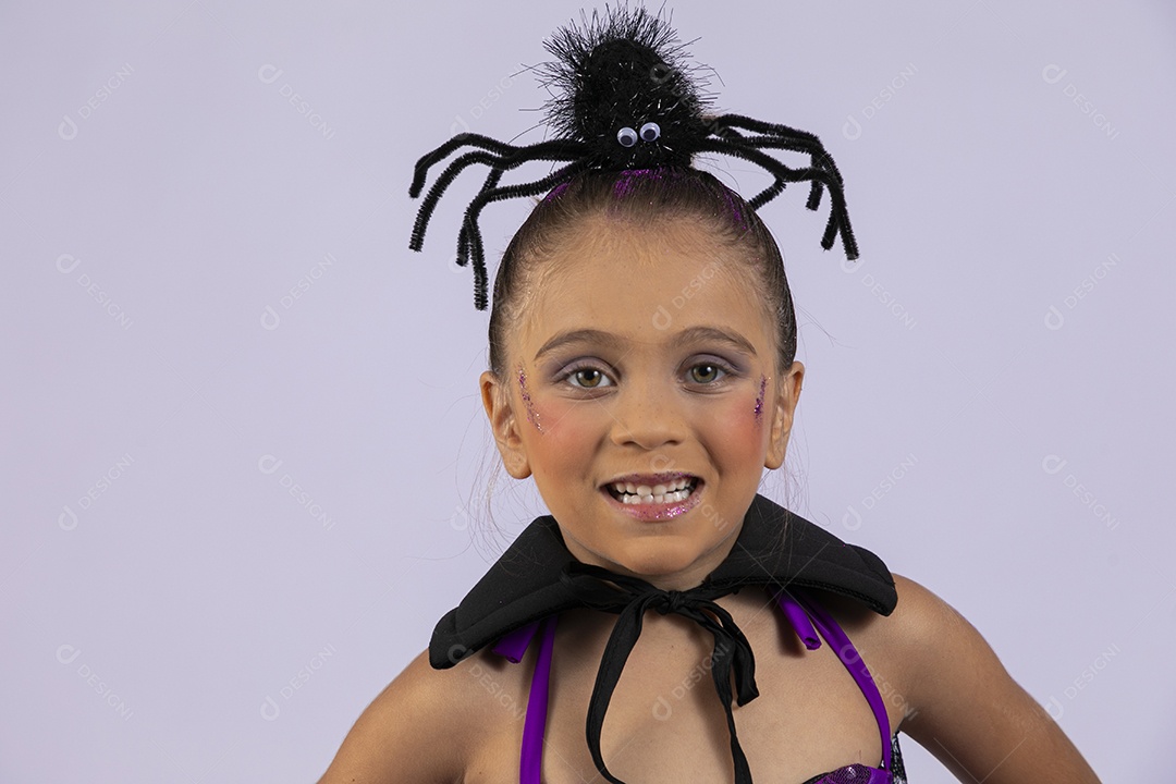 Garota fantasiada para o halloween