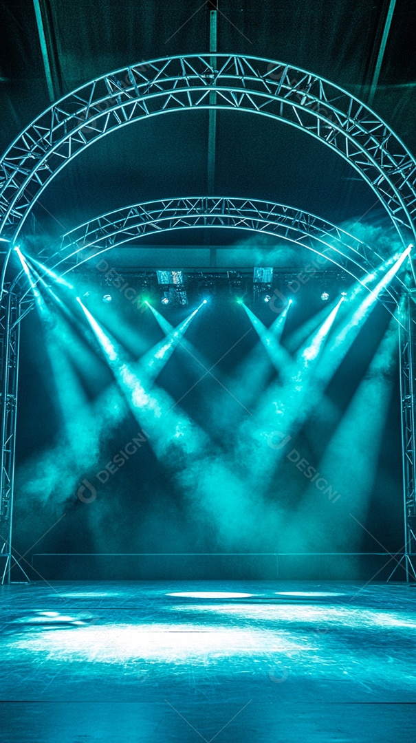Um palco com estrutura metálica em primeiro plan