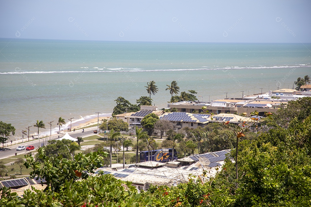 Vista aérea de uma praia de porto seguro
