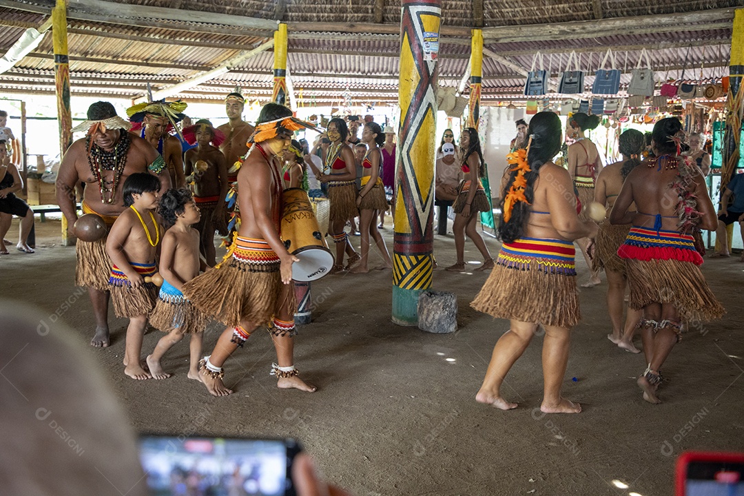 Roda de dança indígena