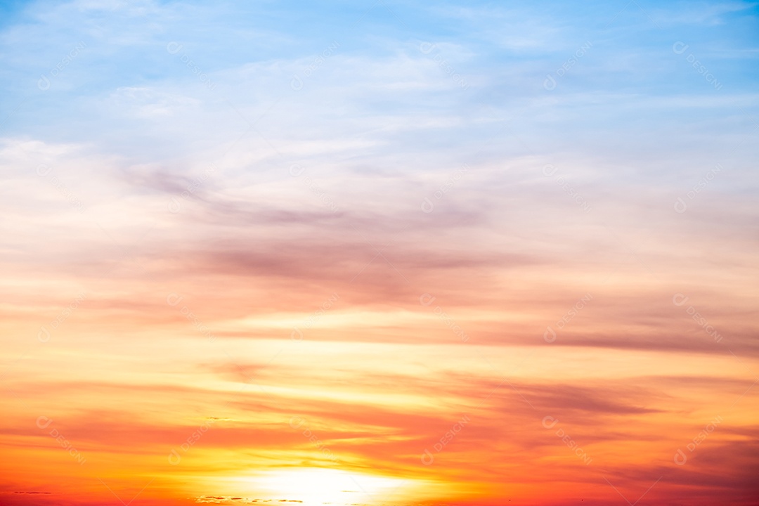 Céu lindo ao amanhecer