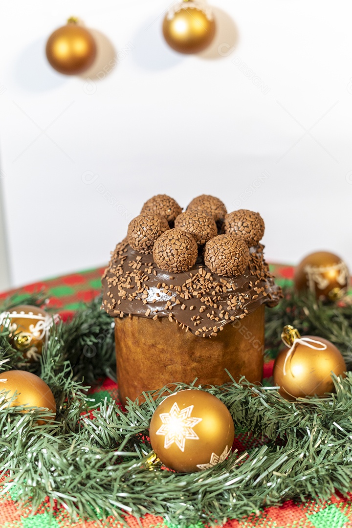 Panetone de brigadeiro e chocolate