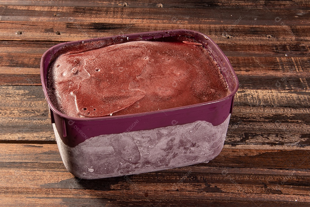 Tigela de açaí cremoso delicioso