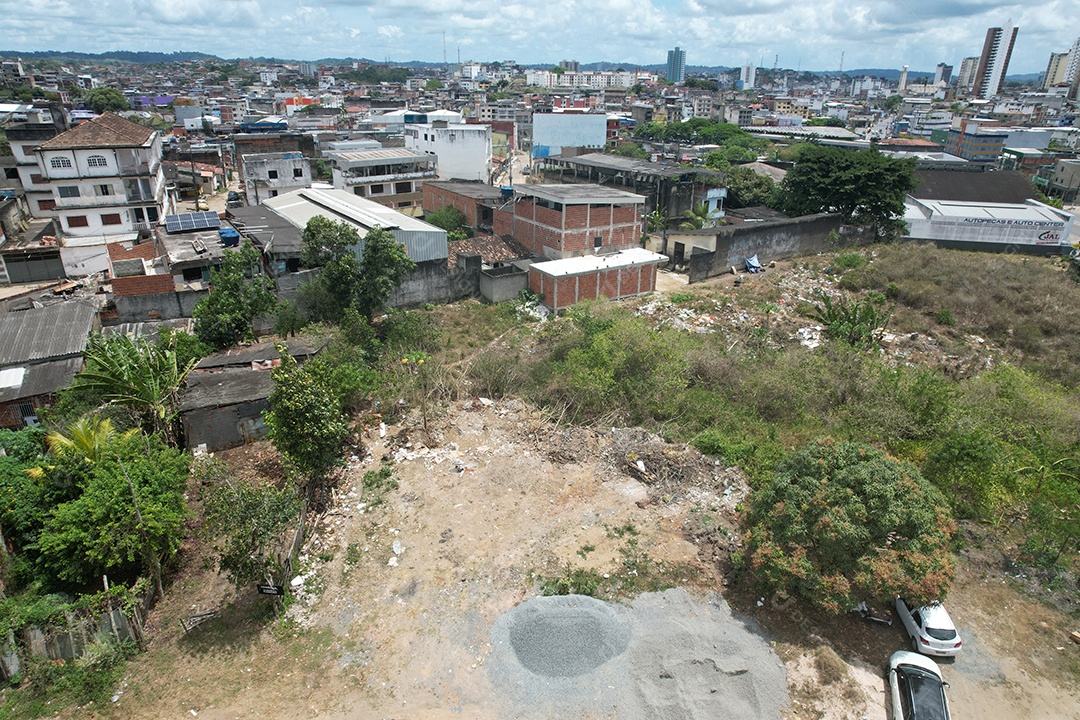 Linda vista panorâmica sobre fundo de uma cidade