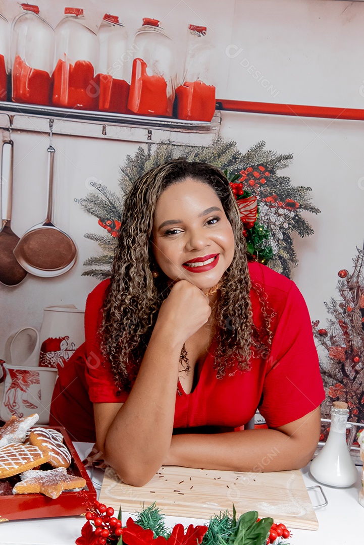 Uma linda mulher com pose para foto