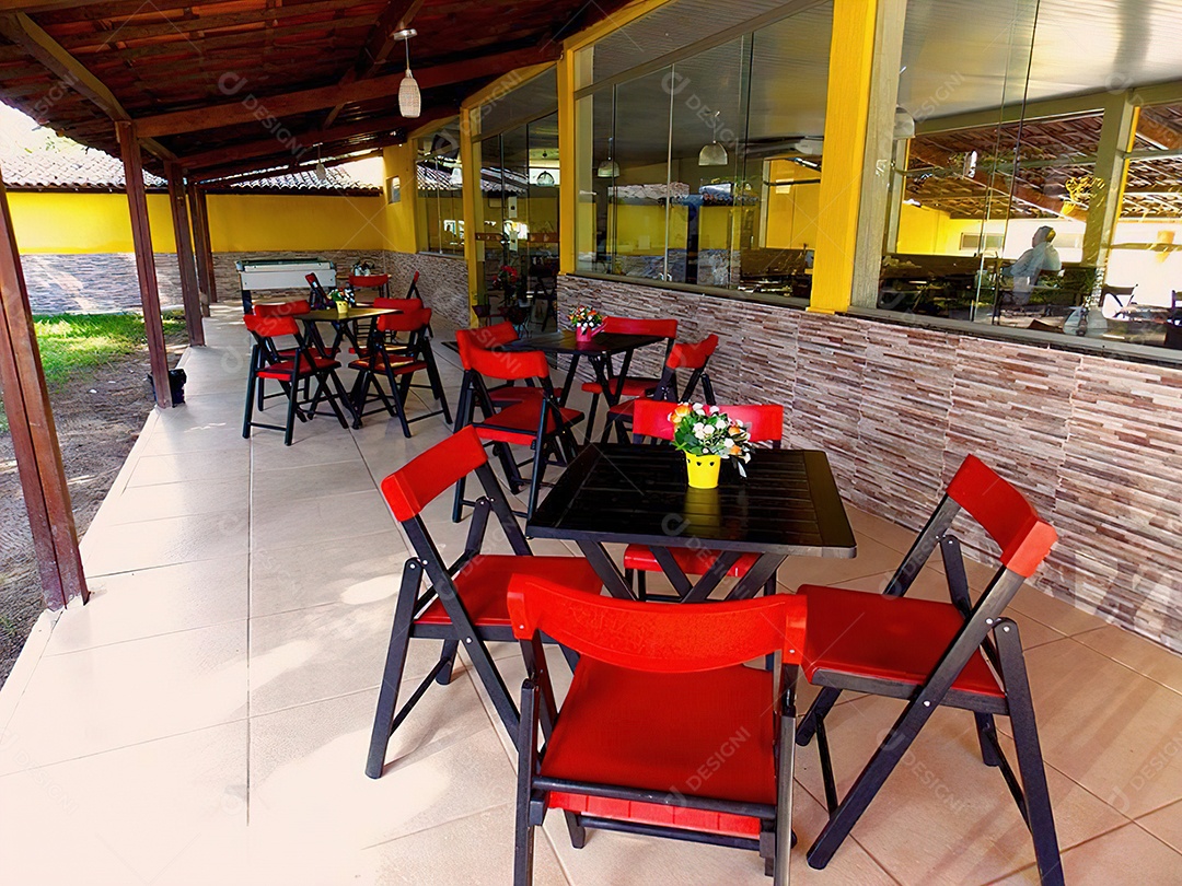 Espaço de lazer sobre uma pousada