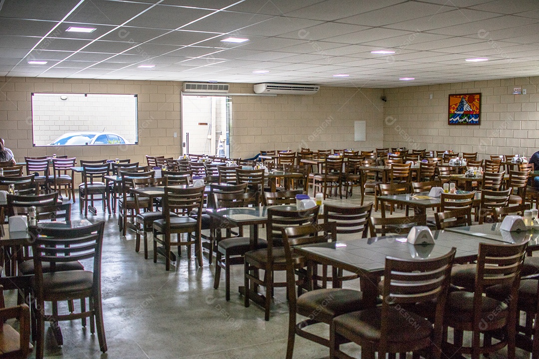 Lindo espaço gourmet sobre restaurante