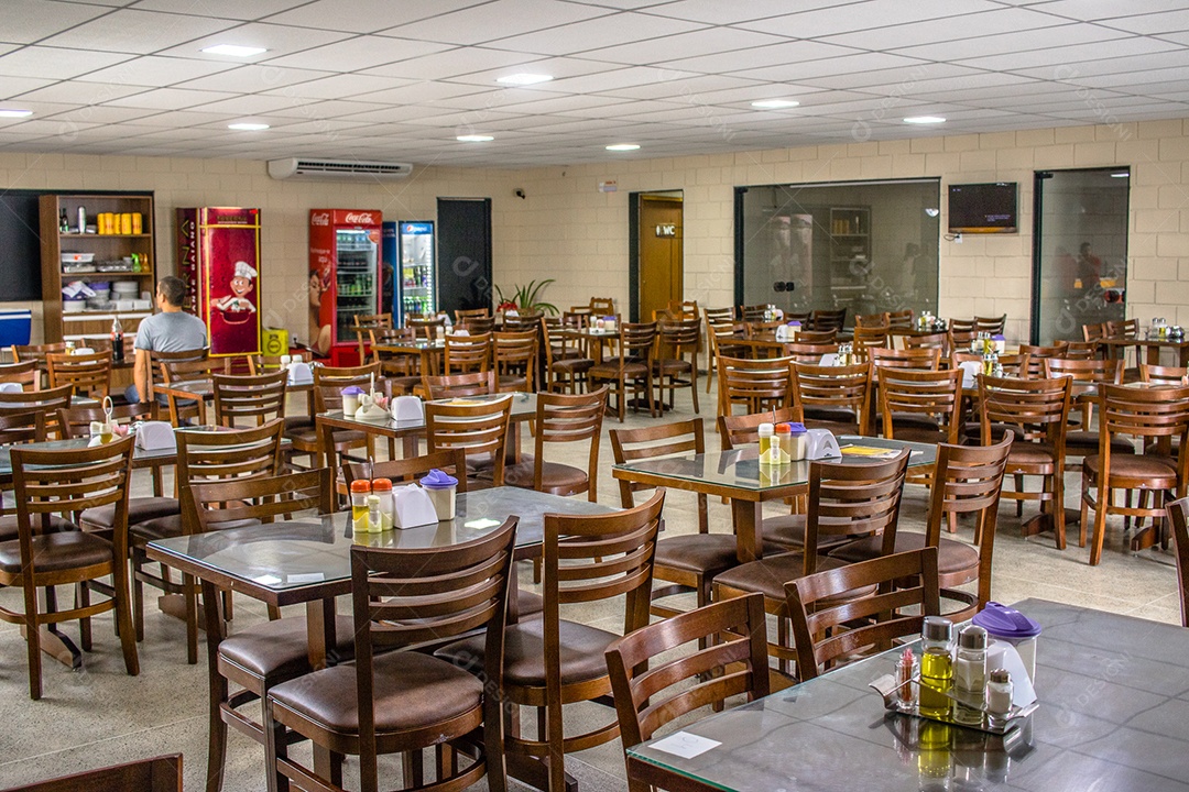 Lindo espaço gourmet sobre restaurante