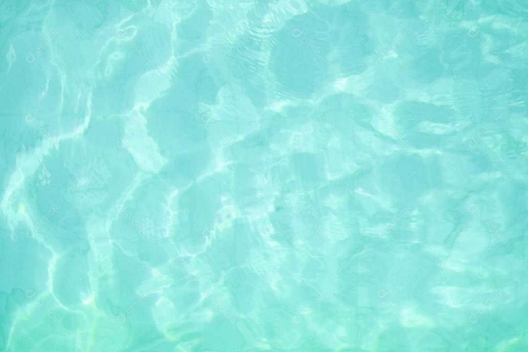 Closeup Textura de superfície de água azul transparente e clara com ondulações