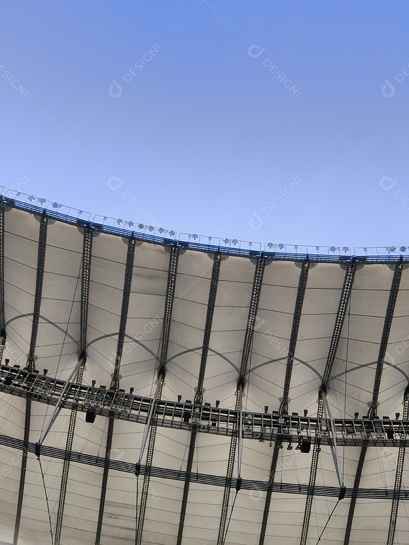 Telhado de um estádio de futebol