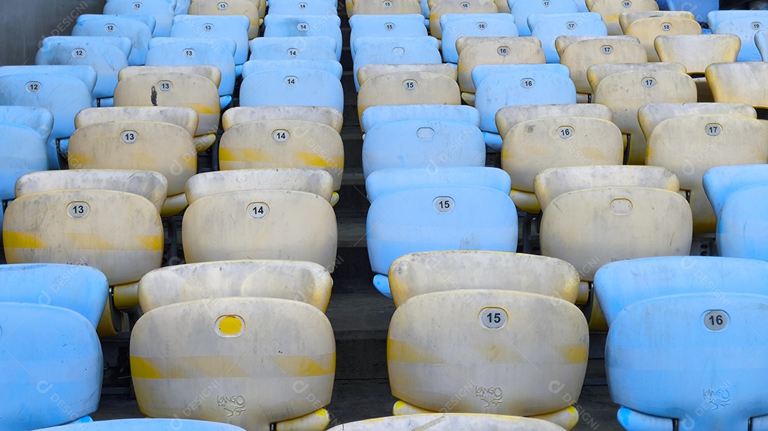 Cadeiras da arquibancada do maracanã