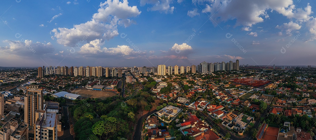 Vista panorâmica mostrando o Ribeirão Shopping e parte da zona sul
