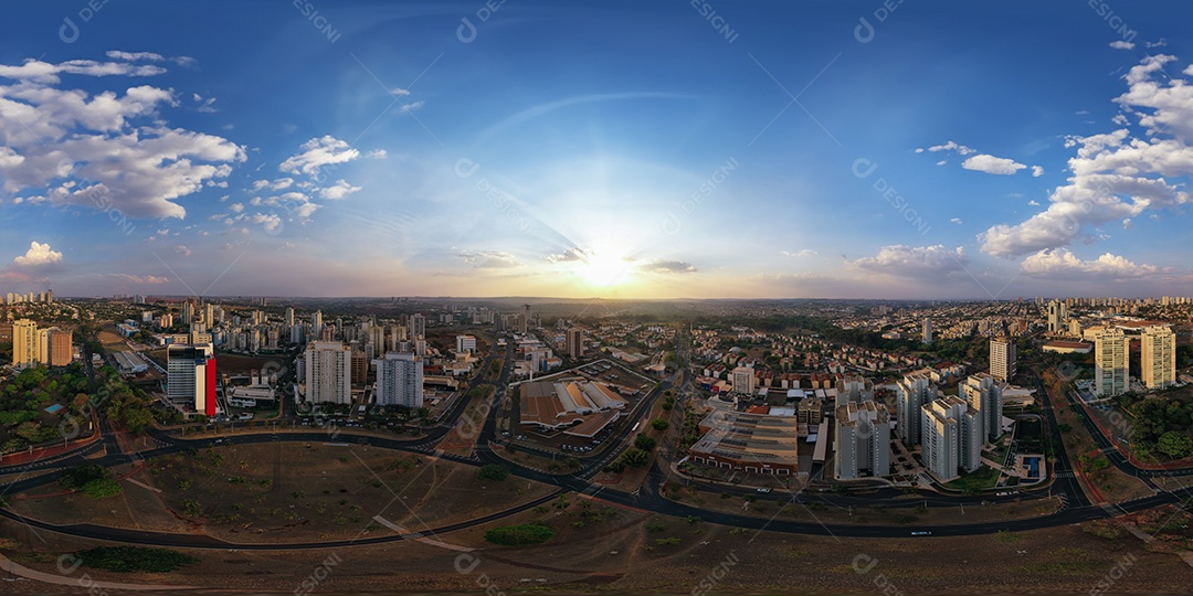 Vista panorâmica mostrando o Ribeirão Shopping e parte da zona sul