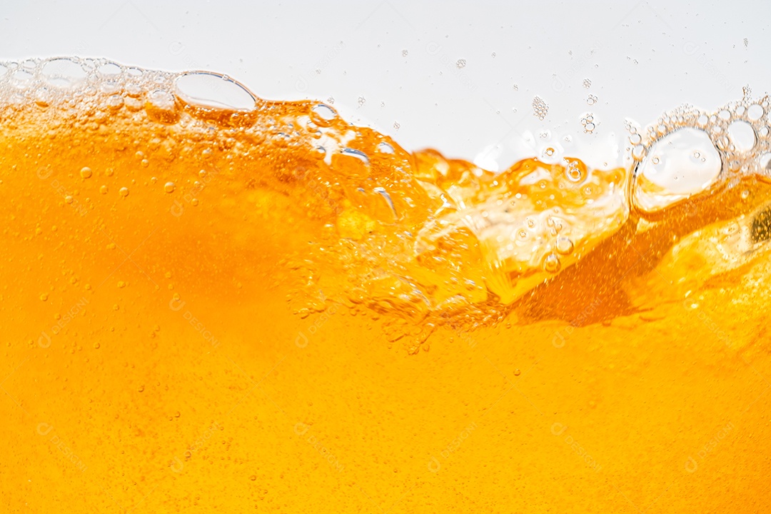 Close up brilhante laranja óleo ou textura de respingos de cerveja e ondas da natureza belas ondas curvas e pequenas bolhas suaves para design gráfico e fundo