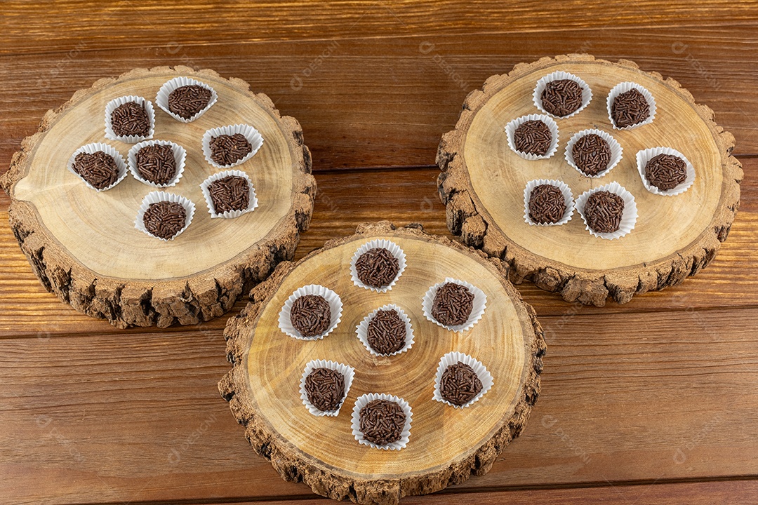 Brigadeiros de chocolate deliociosos