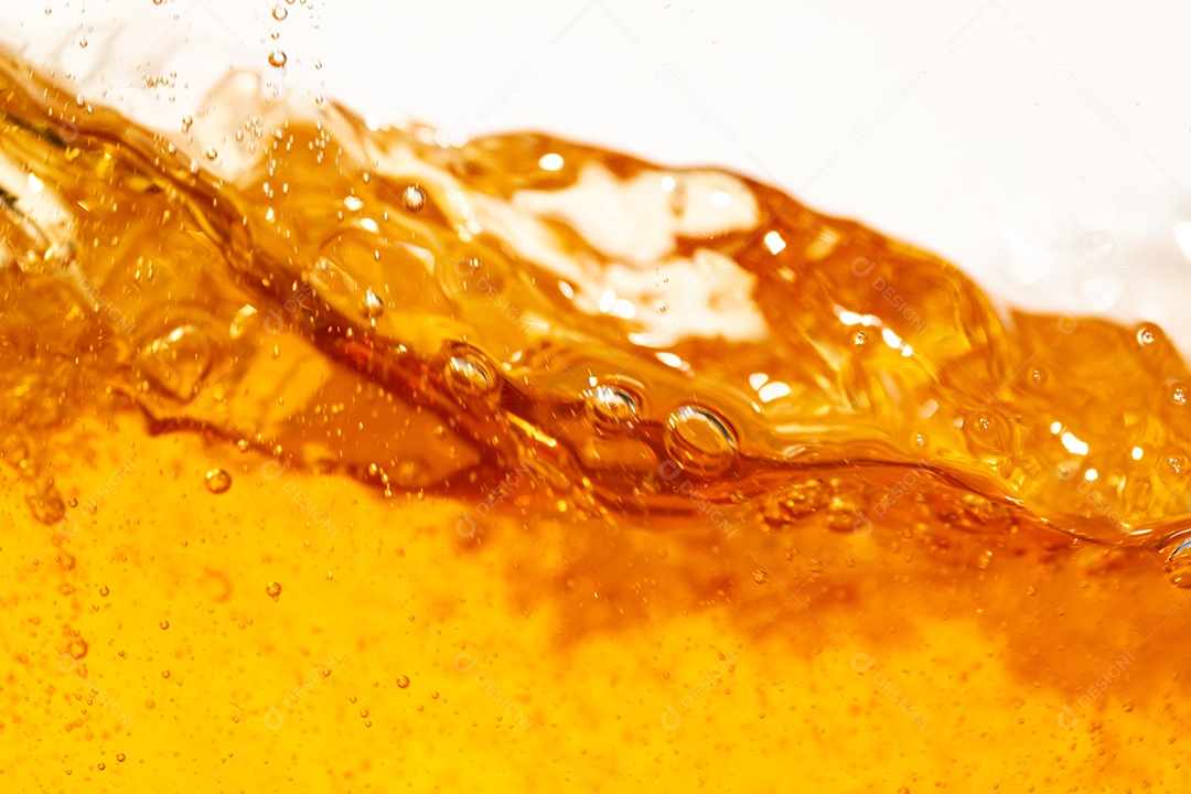 Close up brilhante laranja óleo ou textura de respingos de cerveja e ondas da natureza belas ondas curvas e pequenas bolhas suaves para design gráfico e fundo