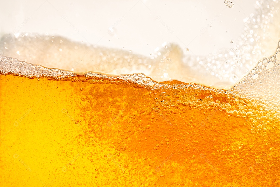 Close up brilhante laranja óleo ou textura de respingos de cerveja e ondas da natureza belas ondas curvas e pequenas bolhas suaves para design gráfico e fundo