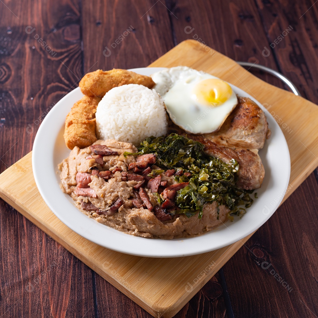 Virado a paulista comida tradicional