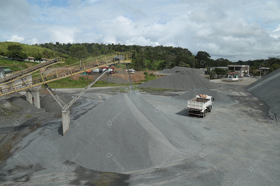 Vista panorâmica sobre minério de ferro