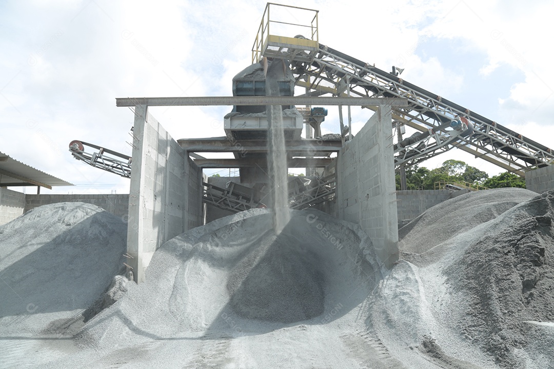 Britadeira com terra