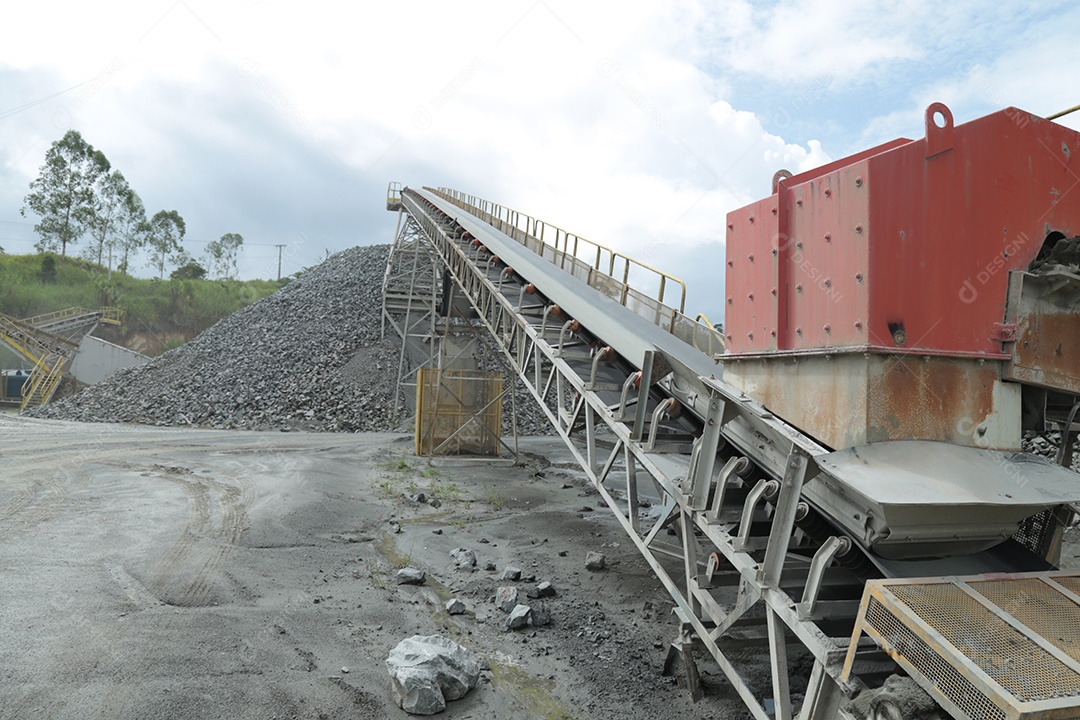 Britador em uma mineradora