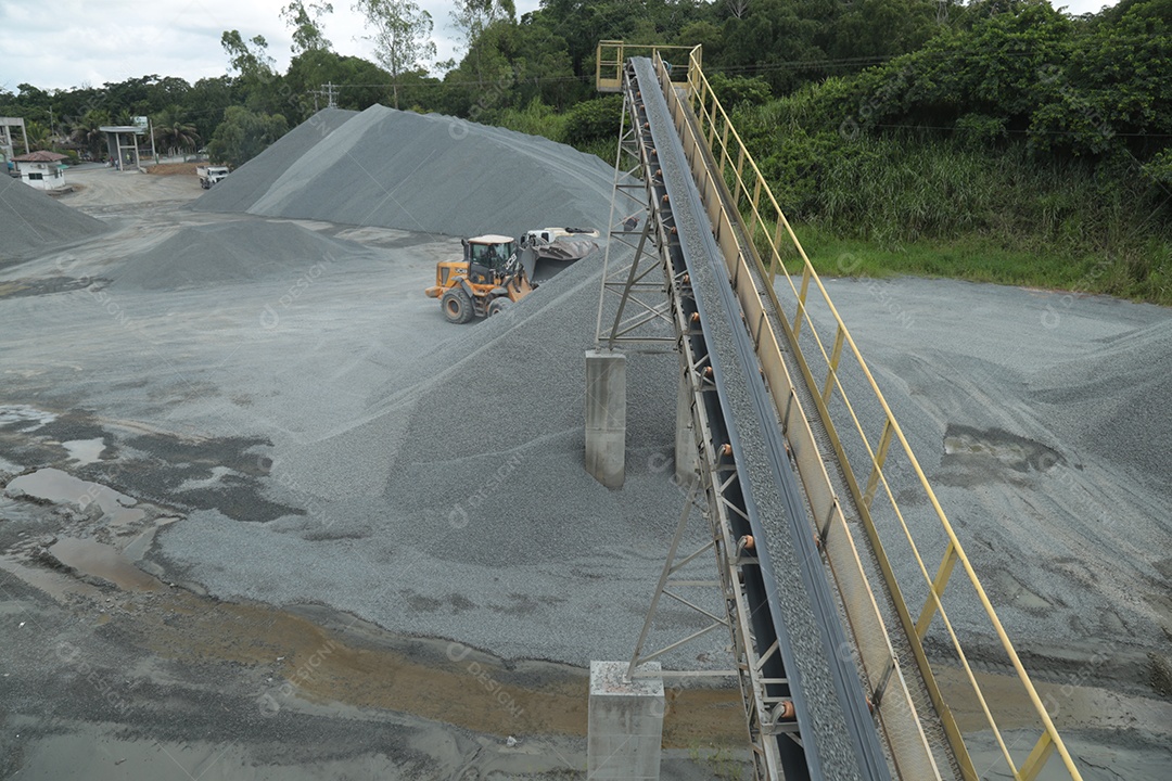 Britador em uma mineradora