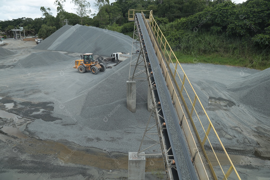 Britador em uma mineradora