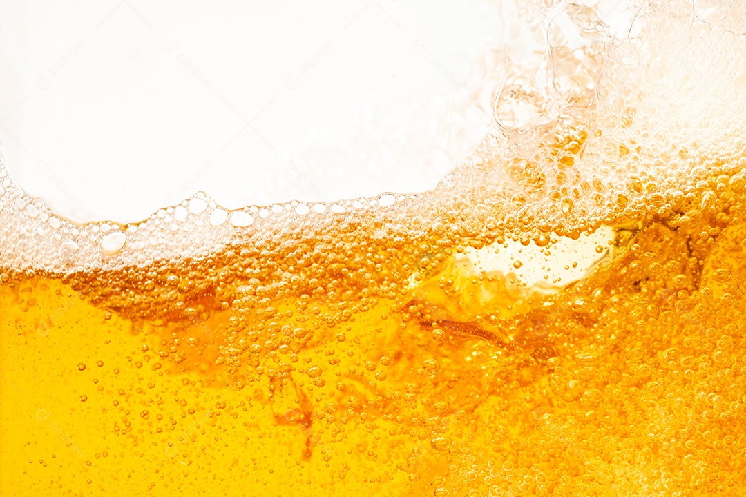 Close up brilhante laranja óleo ou textura de respingos de cerveja e ondas da natureza belas ondas curvas e pequenas bolhas suaves para design gráfico e fundo