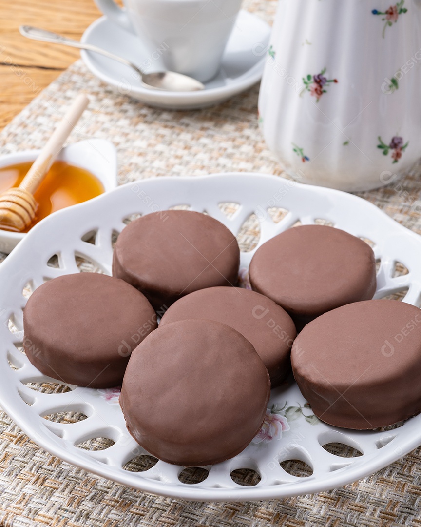 Pão de mel brasileiro com cobertura de chocolate