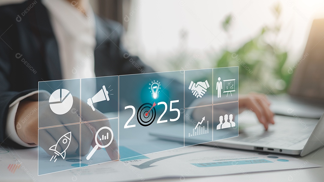 Empresário planeja estratégia de marketing e finanças para 2025 planejando o crescimento dos negócios com tecnologia AI e cuidado ambiental para negócios de resoluções de ano Novo transformação digital 2025