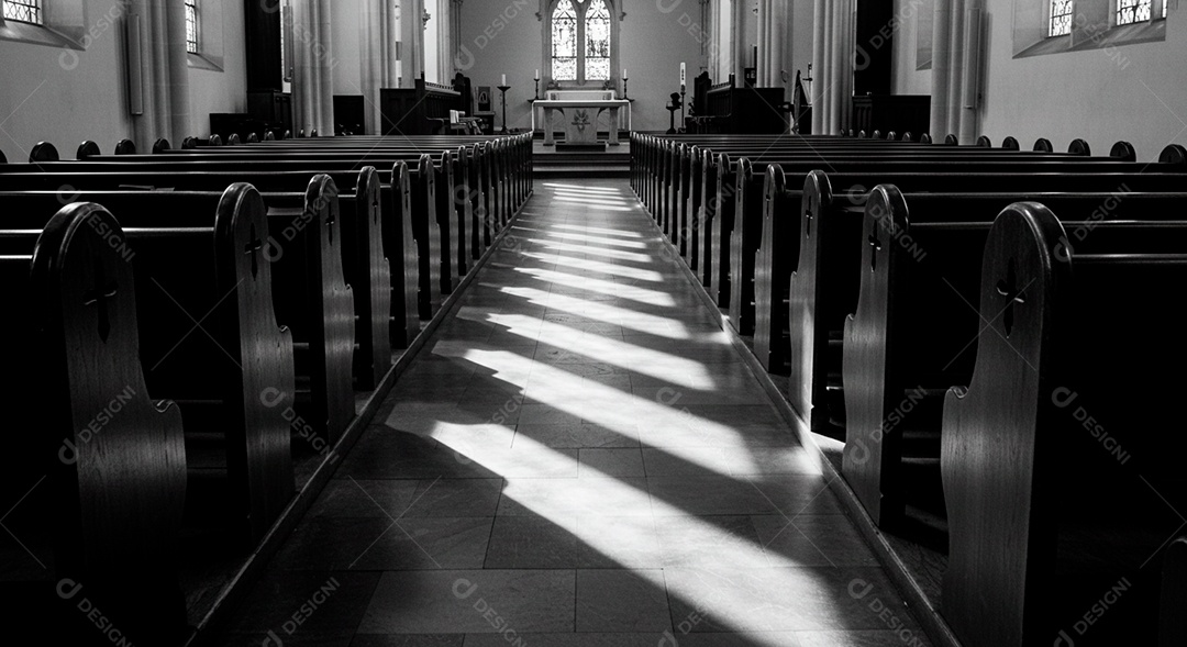 Igreja Católica vazia
