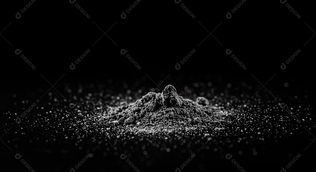 Cinzas sobre uma mesa escura fundo isolado