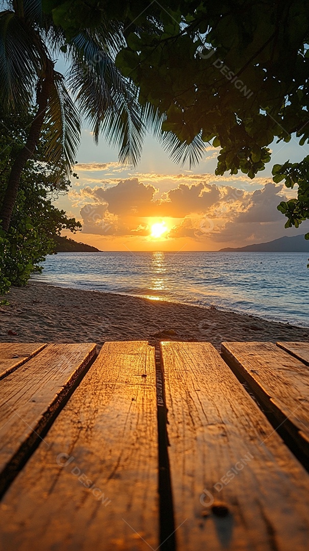 Placa de madeira de cena de praia em foco frontal