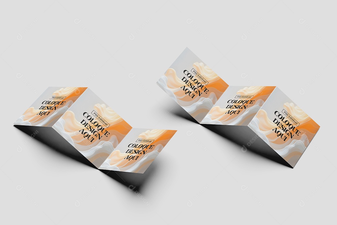 Mockup Folheto Dobrado PSD Editável